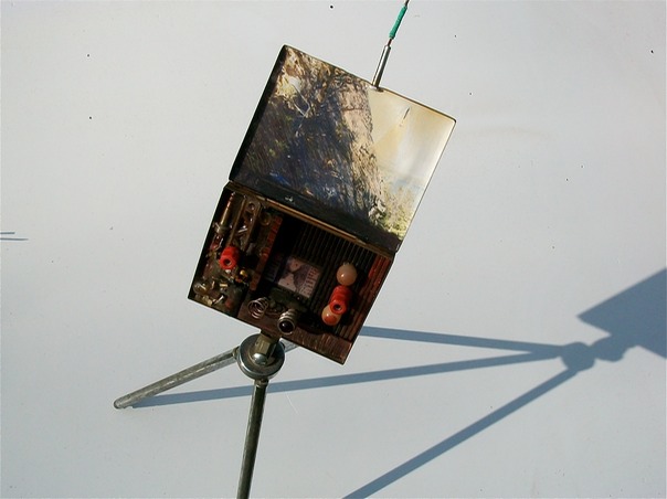 33. “Communicator 200”  $125 medium:shrubbi  artist:Michael Biddison